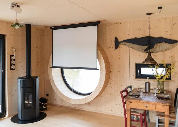 Hausboot Diva Mit Kamin - Winter Auf Der Dove Elbe * Hamburg